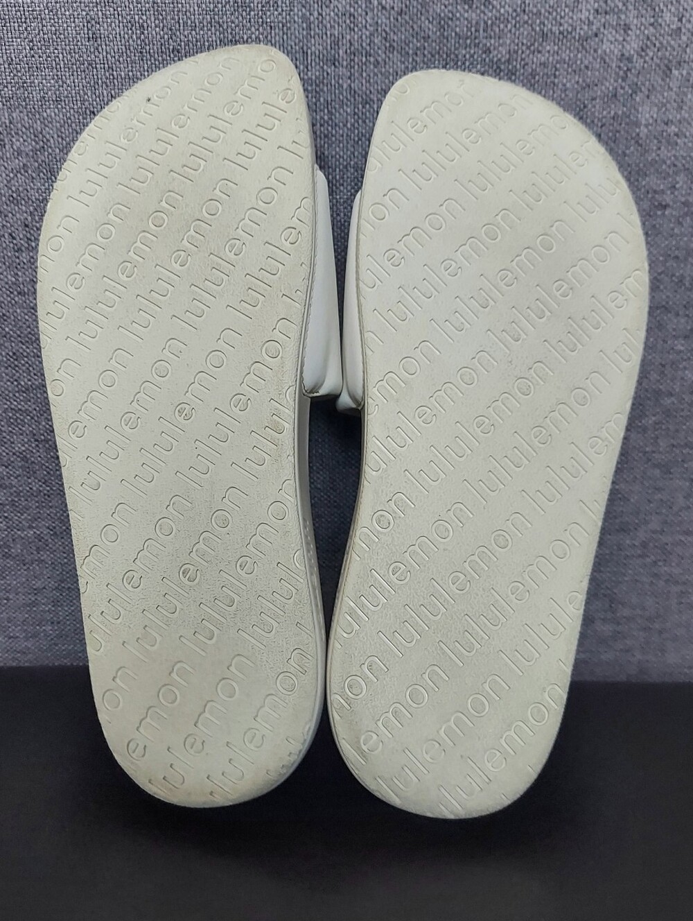 Lululemon Restfeel Slides Sandals Light Vapor Women Size 9 Comfy - Picture 6 of 7